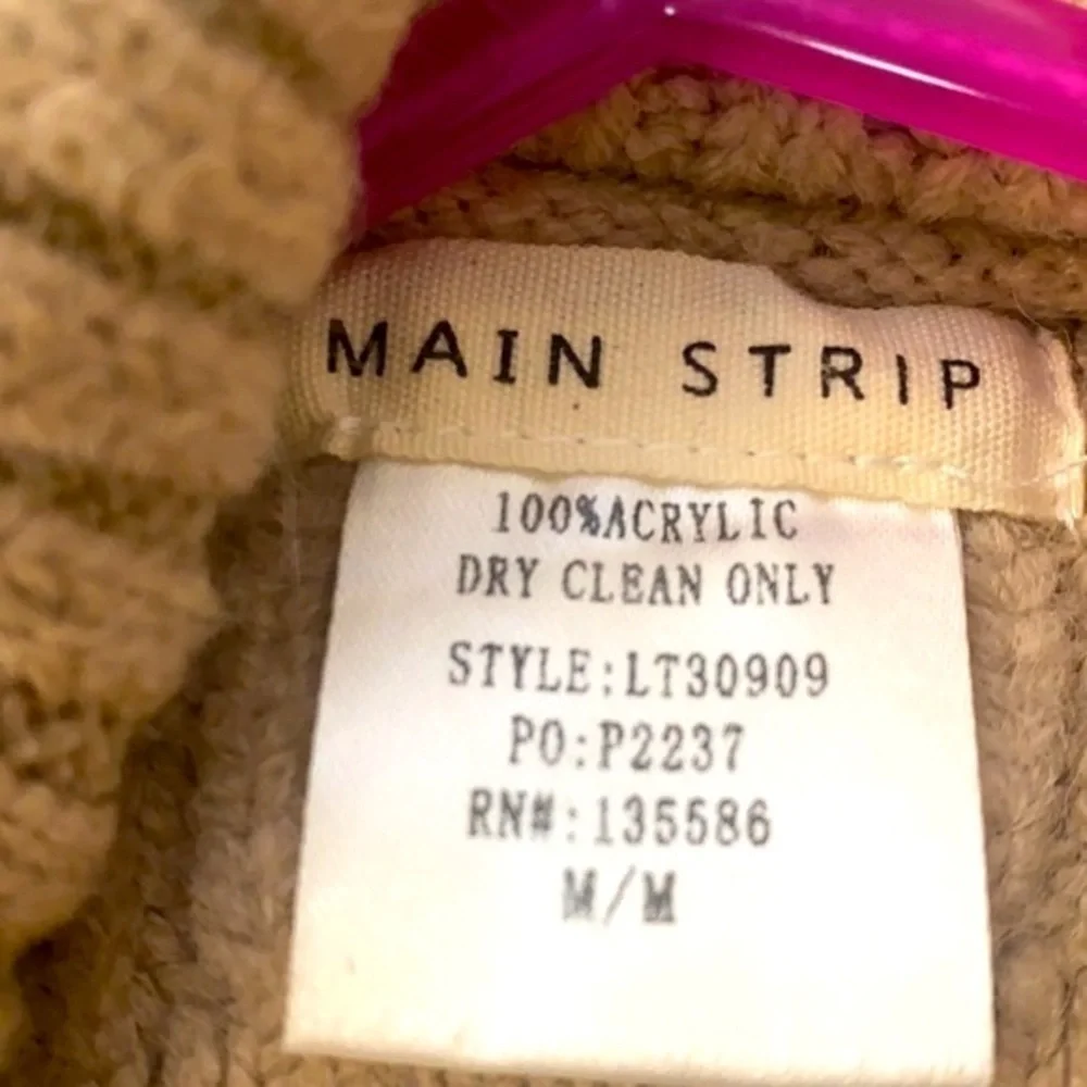 Women’s Main Strip Heavy Turtle Neck Sweater Size Medium